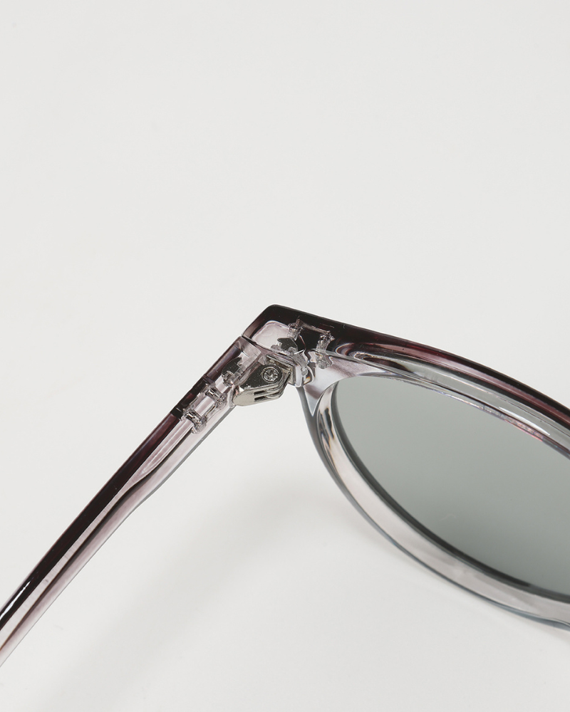 Men's Polarised Sunglasses Gray High-Quality UV Protection Stylish Design Ideal for Casual and Formal Wear-5